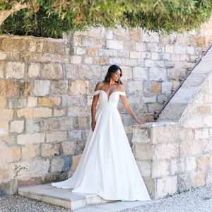 Essence of Australia Wedding Dress